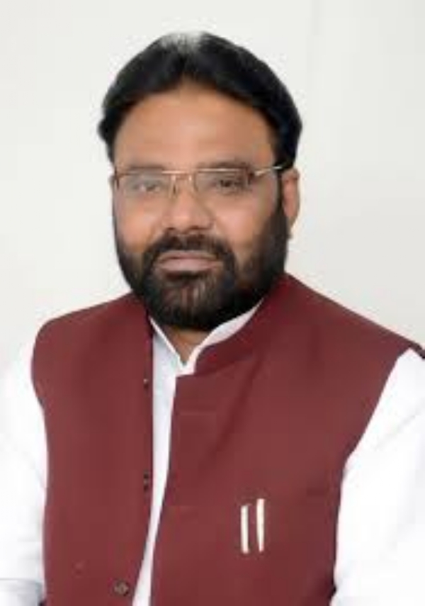 सपा विधायक मनोज पारस की फाइल फोटो