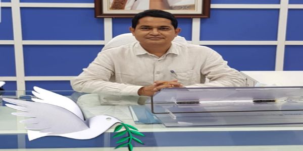 नेपाल पर सोशल मीडिया पोस्ट से विवादों में घिरे तृणमूल विधायक