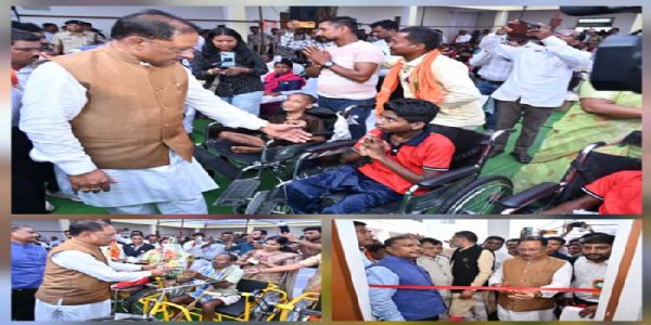 मुख्यमंत्री ने संपर्क स्मार्ट स्कूल का किया शुभारंभ, दिव्यांगजनों को सहायक उपकरण किए वितरित