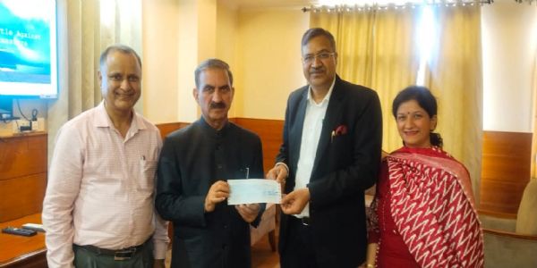 केंद्रीय विवि के कर्मचारियों ने आपदा राहत कोष में दिया एक दिन का वेतन