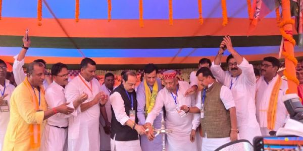 बिहार में दो तिहाई बहुमत से बनेगी राजग की सरकार -विवेक व नित्ययानन्द ने किया दावा