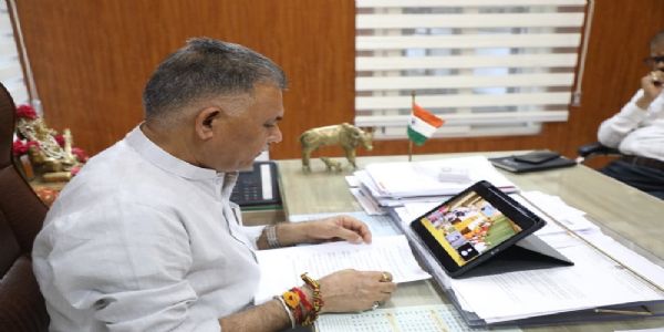 चरित्र निर्माण का कोई सॉफ्टवेयर नहीं होता, शिक्षक के आचरण से सीखते हैं विद्यार्थी : उच्च शिक्षा मंत्री परमार