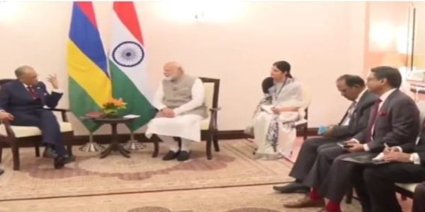 (अपडेट) पड़ोसी प्रथम की नीति में मॉरिशस पहला स्तंभ : नरेन्द्र मोदी