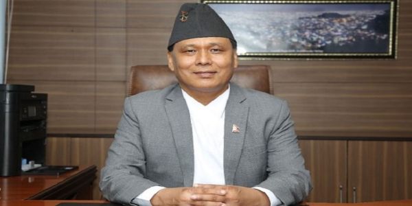 नेपाल में अंतरिम सरकार का प्रमुख बनाने के लिए कुलमन घिसिंग का नाम प्रस्तावित