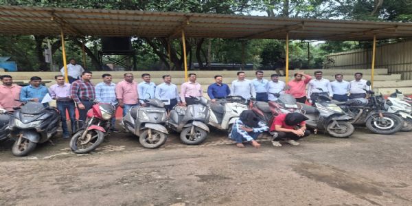 ठाणे पुलिस ने कल्याण में 28चोरी की बाइक बरामद , 4 गिरफ्तार