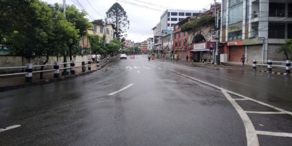 नेपाल में सुशीला कार्की को अंतरिम सरकार का प्रमुख बनाने पर सहमति, संसद विघटन पर मतभेद, आज फिर बैठक