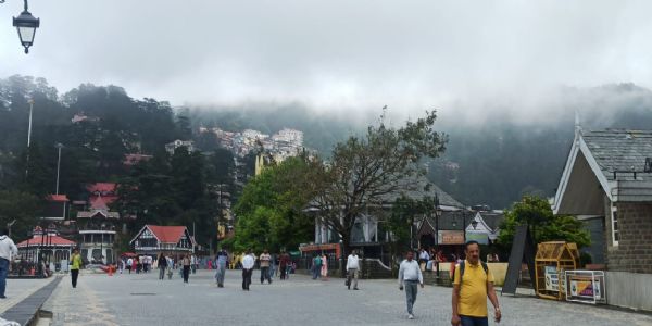 हिमाचल प्रदेश में भूस्खलन से 3 राष्ट्रीय राजमार्ग व 583 सड़कें बंद, 14 सितंबर तक यलो अलर्ट