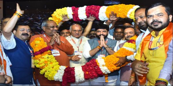 देश और प्रदेश में सहकारिता क्षेत्र सशक्त हो रहा: मुरलीधर मोहोल