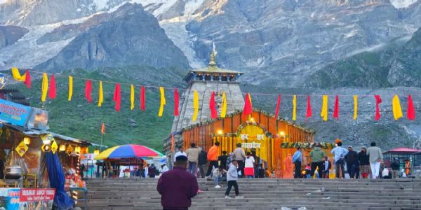 अब तक केदारनाथ धाम में 15 लाख से अधिक श्रद्धालुओं ने किए दर्शन