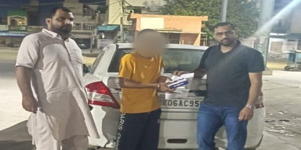 सिरसा: कार सवार युवक नशीली गोलियों सहित गिरफ्तार