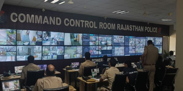 कांस्टेबल भर्ती परीक्षा में बायोमेट्रिक जांच के बाद परीक्षा केंद्र में मिली एंट्री