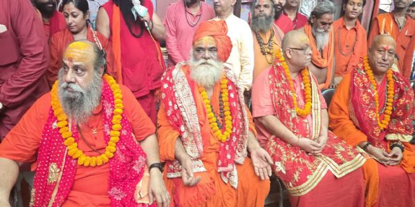पितृपक्ष में मनसा देवी हादसे के दिवंगतों को संतों ने दी श्रद्धांजलि