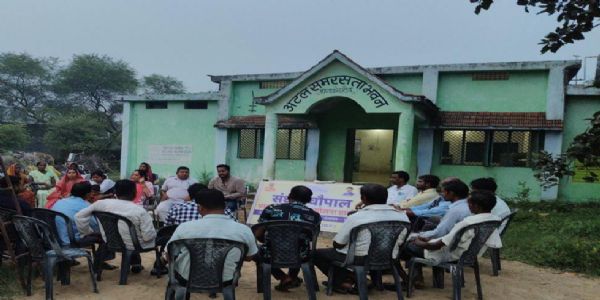 जांजगीर चांपा : जनचौपाल लगाकर पीएम आवास हितग्राहियों से किया जा रहा संवाद