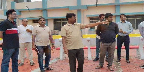 बैतूलः कलेक्टर ने दिए जिला अस्पताल में बेहतर व्यवस्थाएं सुनिश्चित करने के निर्देश