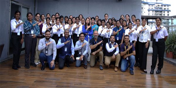 इंडिगो ने अपने इंजीनियरिंग विभाग में पहले महिला तकनीशियन बैच को शामिल किया