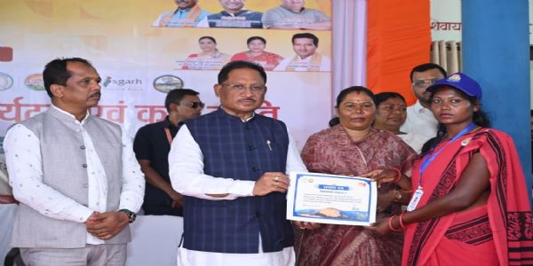 जशपुर के पाँच ग्रामों में होम-स्टे की शुरुआत, संस्कृति और परंपराओं को मिलेगा वैश्विक मंच : मुख्यमंत्री साय