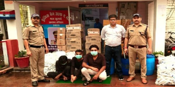 नकली शैंपू फैक्टरी का भंडाफोड़, तीन गिरफ्तार