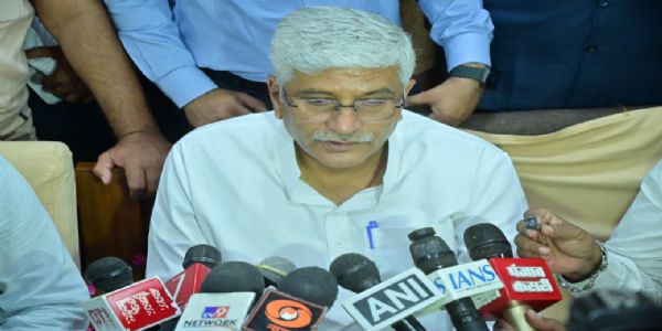 भारत में आर्थिक विकास के साथ घरेलू पर्यटन में आया ऐतिहासिक उछाल : शेखावत