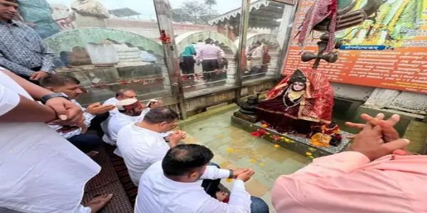 अनूपपुर: नेता प्रतिपक्ष उमंग सिंघार ने अमरकंटक में मां नर्मदा के दर्शन कर सुख समृद्धि की कामना की