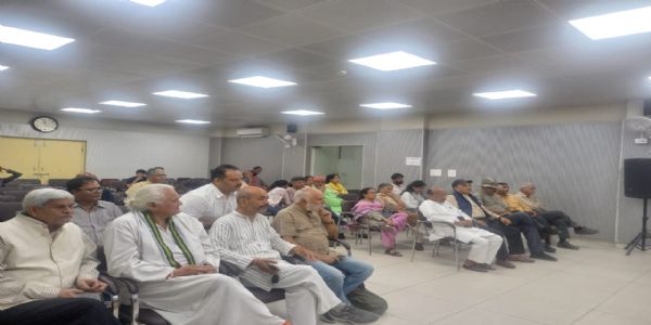 अनियोजित विकास से हिमालय और नदियां संकट में: जल पुरुष राजेंद्र सिंह