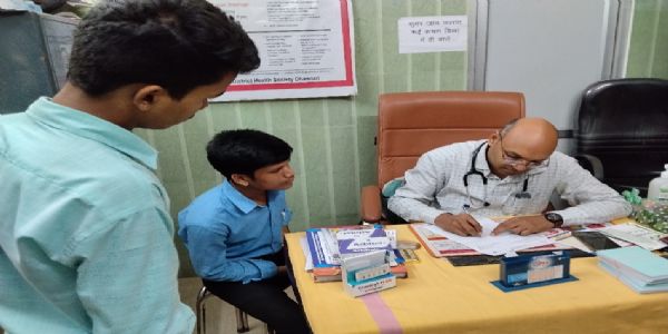 जिला अस्पताल धमतरी में मेडिकल विशेषज्ञ डा विकास साहू ने किया पदभार ग्रहण, मिली राहत