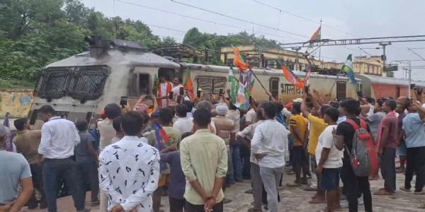 प्रधानमंत्री ने पीरपैंती में पावर प्लांट का किया शिलान्यास