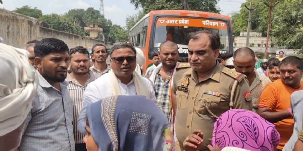 जेल में बंद विचाराधीन बंदी की मौत पर बवाल, परिजनों ने किया जाम