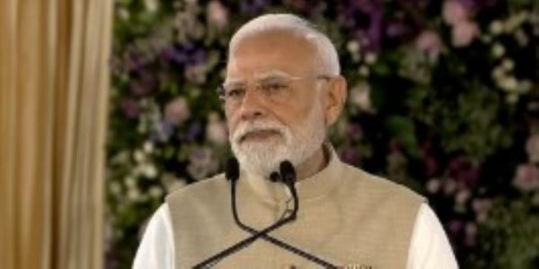 प्रधानमंत्री मोदी इस समय हैं कोलकाता में , करेंगे संयुक्त कमांडर्स सम्मेलन का उद्घाटन