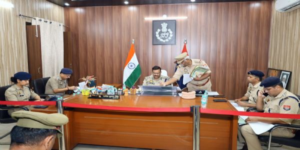 गैर जमानती वारंट के अपराधियों को अधिक से अधिक गिरफ्तार करें: राजेश सिंह
