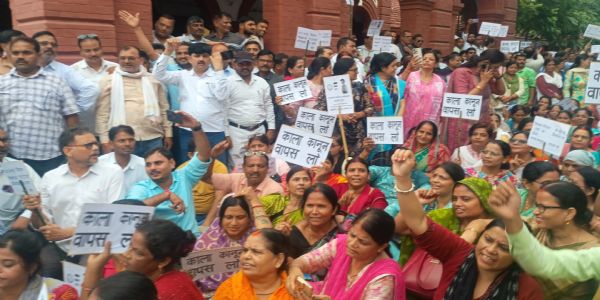 सेवारत शिक्षकों के लिए टीईटी की अनिवार्यता समाप्त हो : अरविंद शुक्ला