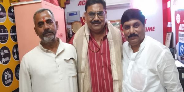 वाराणसी क्लब का सचिव नियुक्त होने पर नवीन कपूर का स्वागत