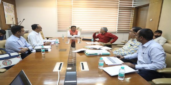 मप्रः उप मुख्यमंत्री शुक्ल ने रीवा में पुनर्घनत्वीकरण योजना के कार्यों की समीक्षा की