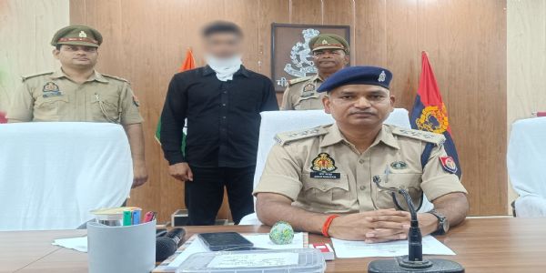 अफसरों–नेताओं का नाम लेकर करता था ठगी, मीरजापुर पुलिस ने दबोचा