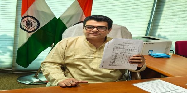 एमसीडी में नेता प्रतिपक्ष अंकुश नारंग ने दिल्ली में मौसमी बीमारियों को लेकर सरकार पर साधा निशाना