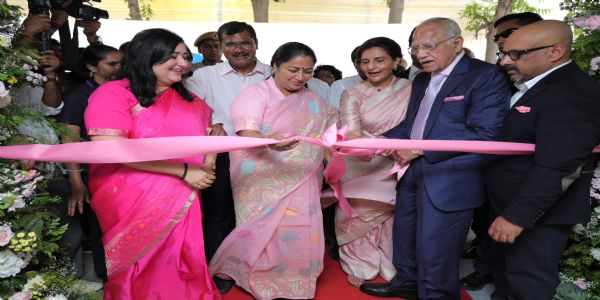 दिल्ली में एशिया के पहले महिला कैंसर सेंटर अपोलो एथेना का शुभारंभ