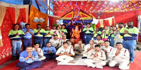 बालको ने आदिशिल्पी श्री विश्वकर्मा की आराधना पर दोहराया सुरक्षा और प्रगति का संकल्प