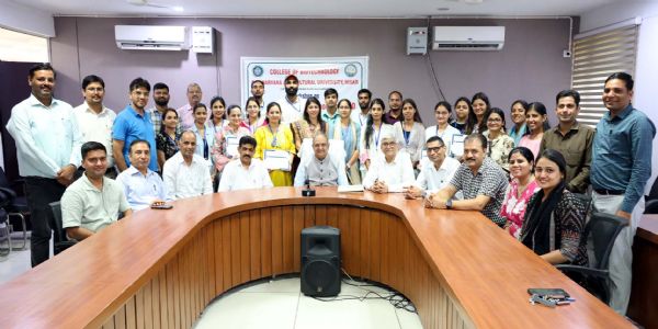 हिसार : जलवायु परिवर्तन की चुनौतियों से निपटने में टैक्नोलोजी की महत्वपूर्ण भूमिका: प्रो. बीआर कम्बोज