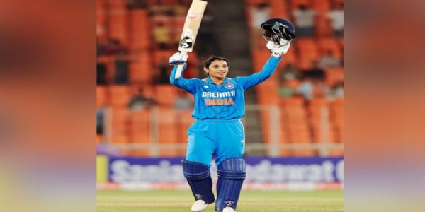 ऑस्ट्रेलिया के खिलाफ दूसरे वनडे में मंधाना ने जड़ा भारत के लिए दूसरा सबसे तेज़ शतक