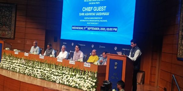 सेवा सप्ताह पर अश्विनी वैष्णव ने जारी किए दूरदर्शन पर प्रसारित होने वाले तीन विशेष कार्यक्रम