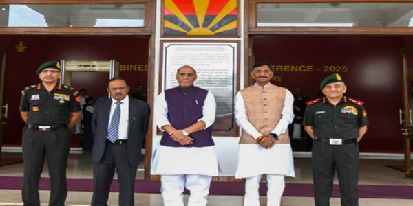 सशस्त्र बलों के संयुक्त कमांडर सम्मेलन में किया भविष्य की रणनीति पर विमर्श