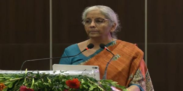 जीएसटी सुधारों से अर्थव्यवस्था में 2 लाख करोड़ आएंगे, लोगों के पास होगा ज्यादा पैसा: सीतारमण
