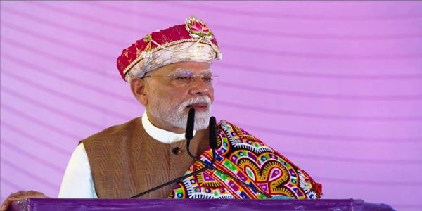 ‘नारी शक्ति’ भारत के विकास की नींव : प्रधानमंत्री मोदी