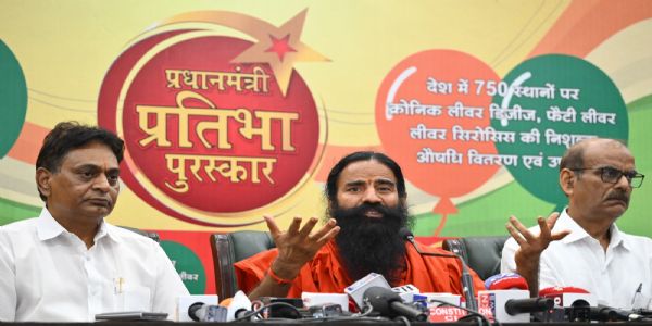 प्रधानमंत्री के जन्मदिन पर पतंजलि का बड़ा ऐलान, देशभर के मेधावियाें काे पुरस्कृत करेगी पीठ
