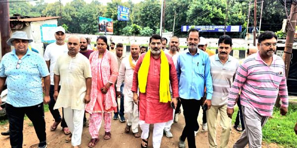 स्वच्छता अभियान को बनाएं दिनचर्या का हिस्सा : सहजानंद राय