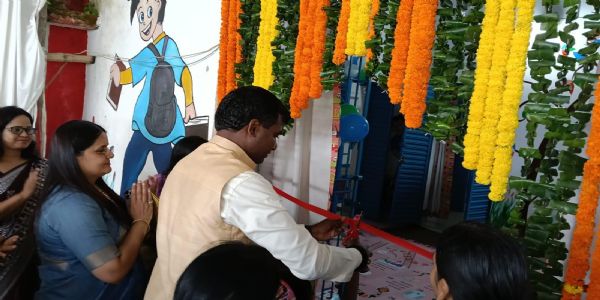 रांची के उपायुक्त ने की मॉडल आंगनवाड़ी केंद्र की शुरुआत, पोषण माह का भी किया शुभारंभ