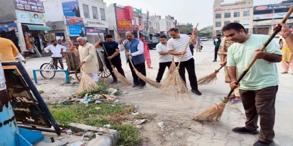 फरीदाबाद: स्वच्छता में होता है परमात्मा का वास : सोहन पाल सिंह