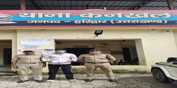 अवैध असलहे के साथ पिल्ला गैंग का सरगना गिरफ्तार