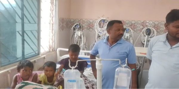 झारखंड : चाऊमिन खाने से 35 बच्चे हुए बीमार