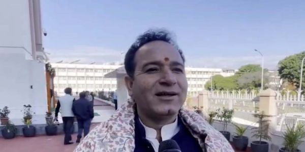 फल उत्पादकों को हो रही परेशानियों के लिए भाजपा नेता ने केंद्र शासित प्रदेश सरकार को ठहराया ज़िम्मेदार