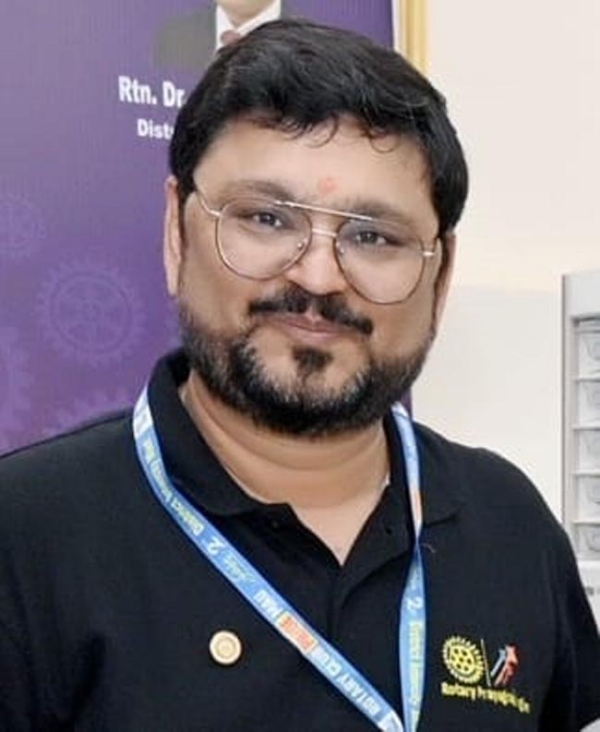 मन्दीप श्रीवास्तव